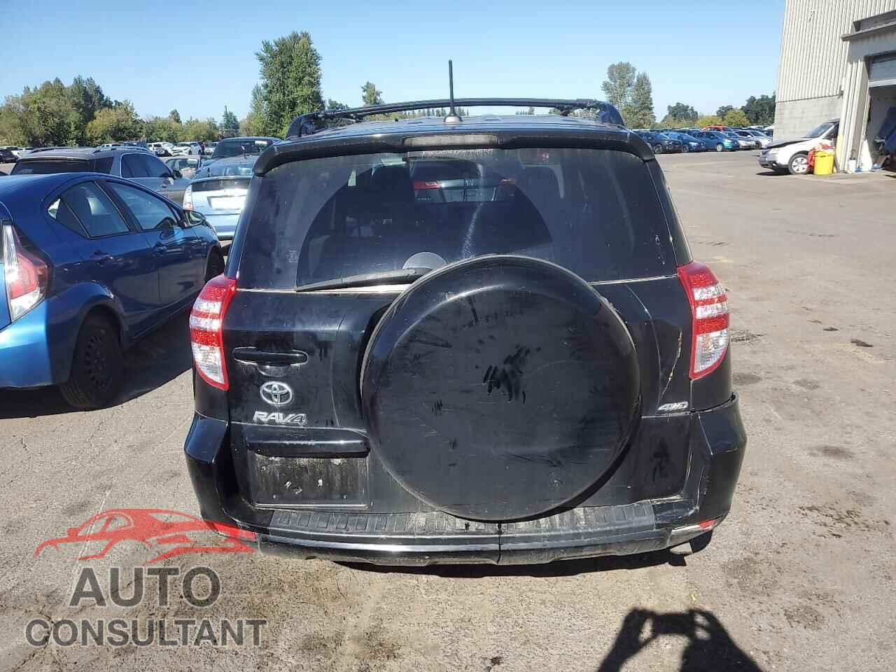 TOYOTA RAV4 2011 - JTMBF4DV6BD040325