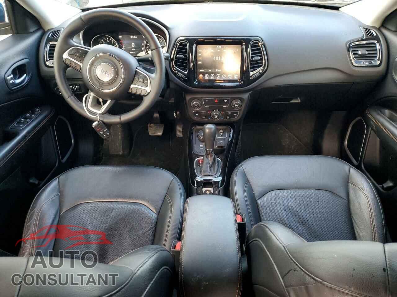 JEEP COMPASS 2017 - 3C4NJDCB8HT632217