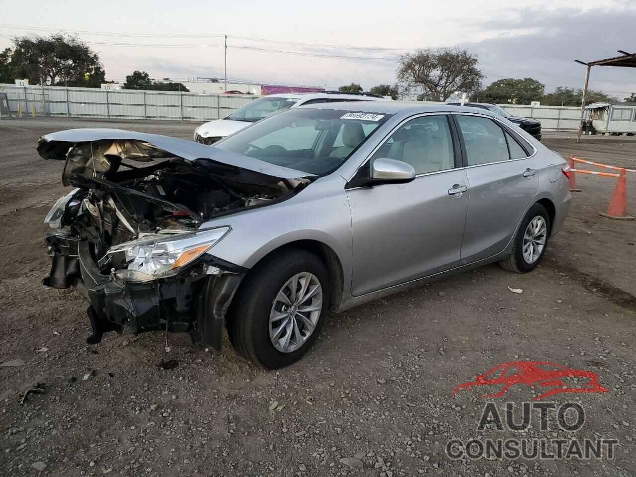TOYOTA CAMRY 2016 - 4T4BF1FK8GR561069