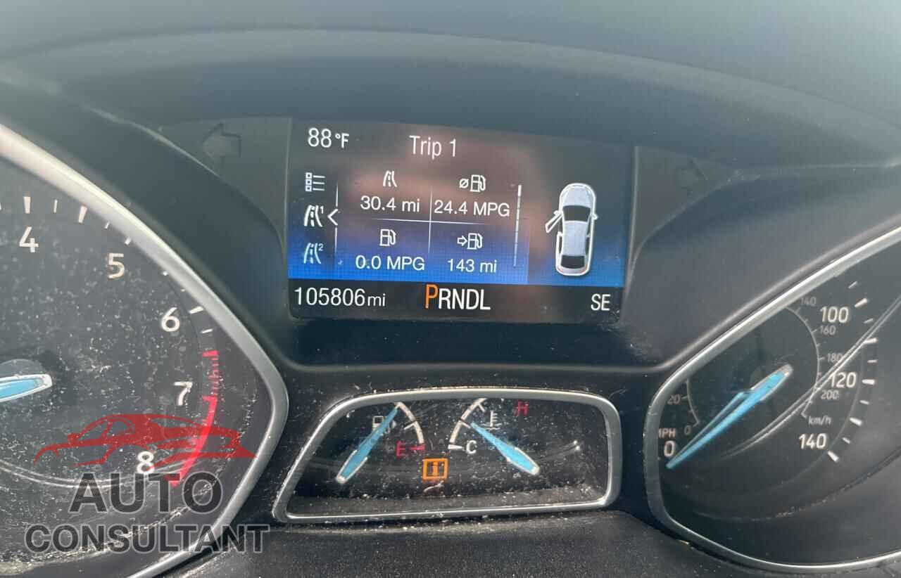 FORD FOCUS 2018 - 1FADP3F23JL210962