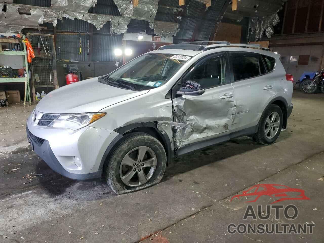 TOYOTA RAV4 2015 - JTMRFREV5FD099589