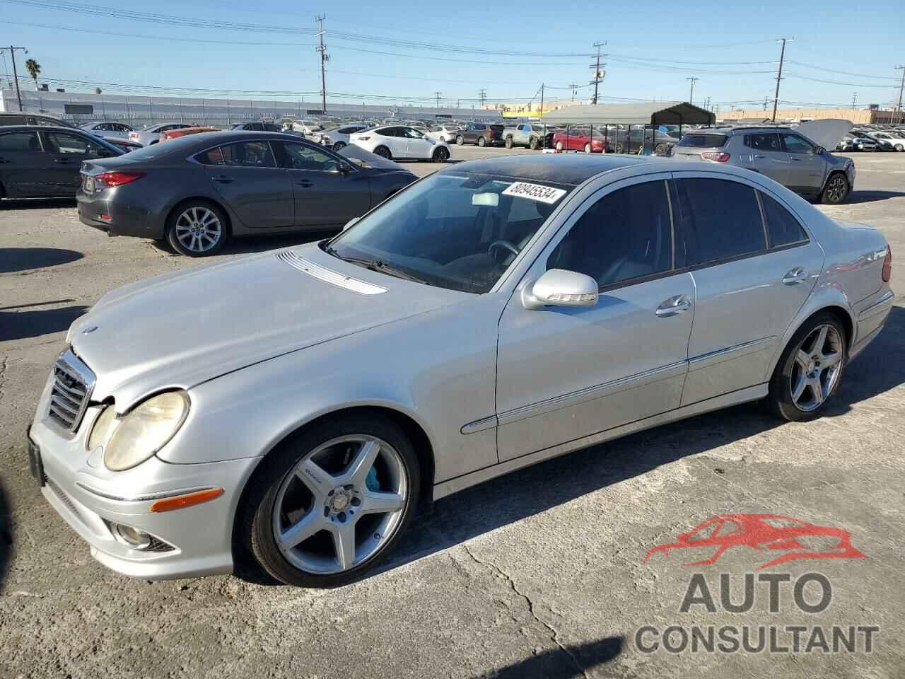 MERCEDES-BENZ E-CLASS 2009 - WDBUF56X89B426097