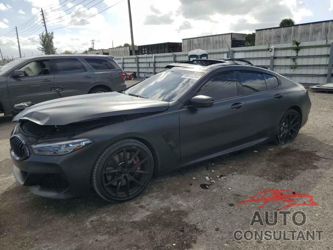 BMW 8 SERIES 2022 - WBAGV2C04NCG90509