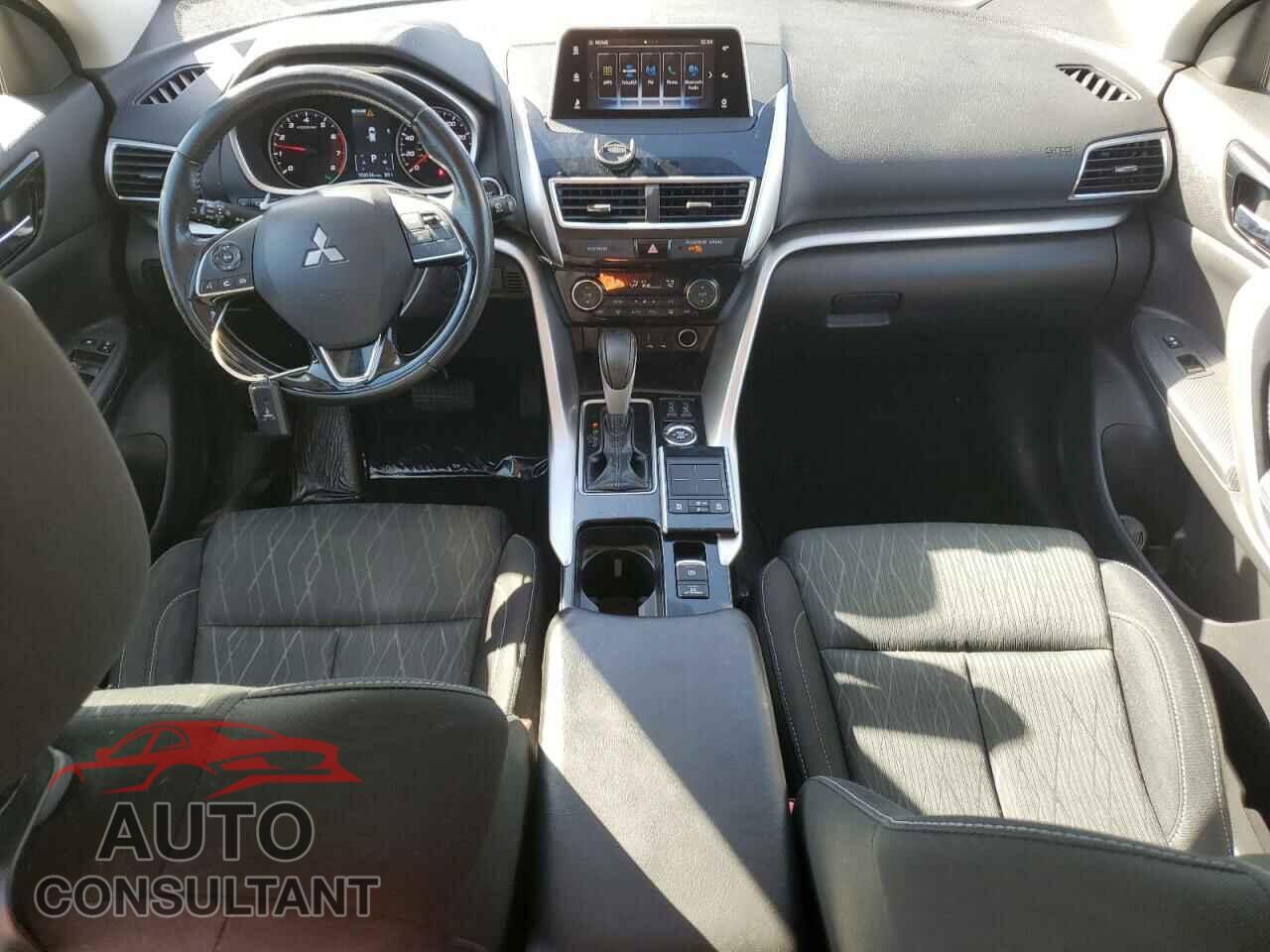 MITSUBISHI ECLIPSE 2018 - JA4AT5AAXJZ065025
