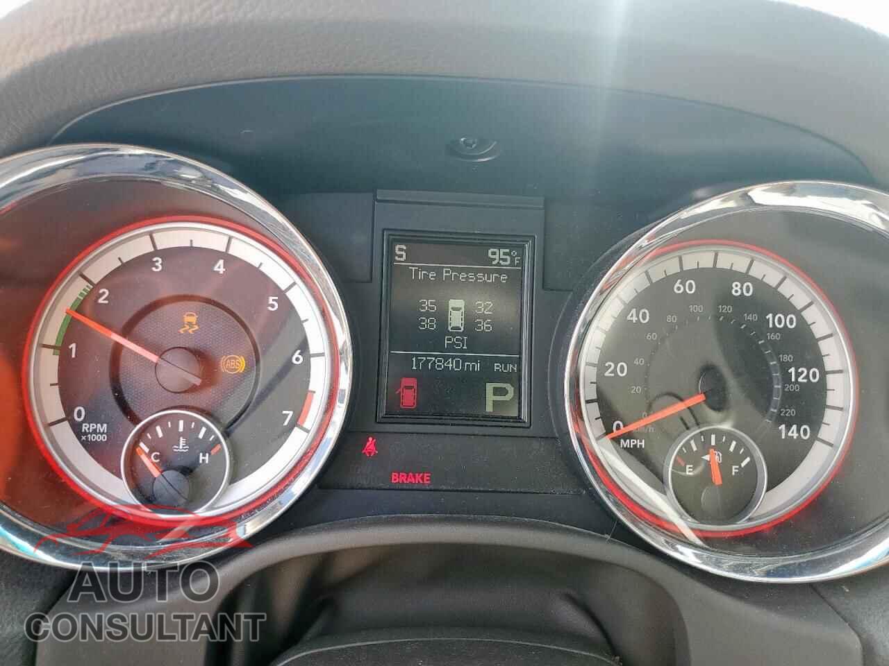 DODGE DURANGO 2013 - 1C4RDHDG4DC517940