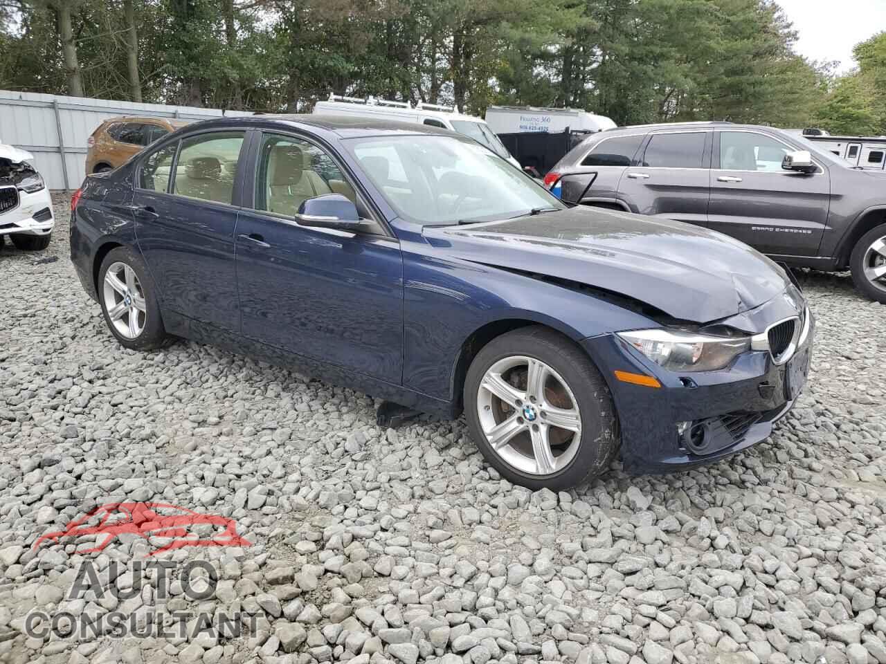 BMW 3 SERIES 2013 - WBA3B3C55DF535924