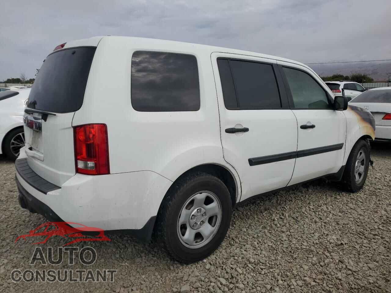 HONDA PILOT 2015 - 5FNYF3H29FB013431