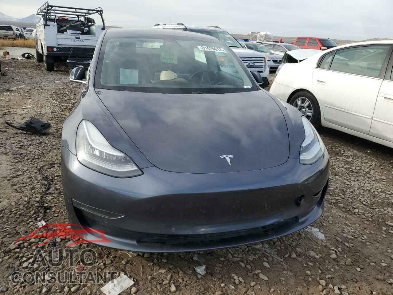 TESLA MODEL 3 2018 - 5YJ3E1EB7JF144792