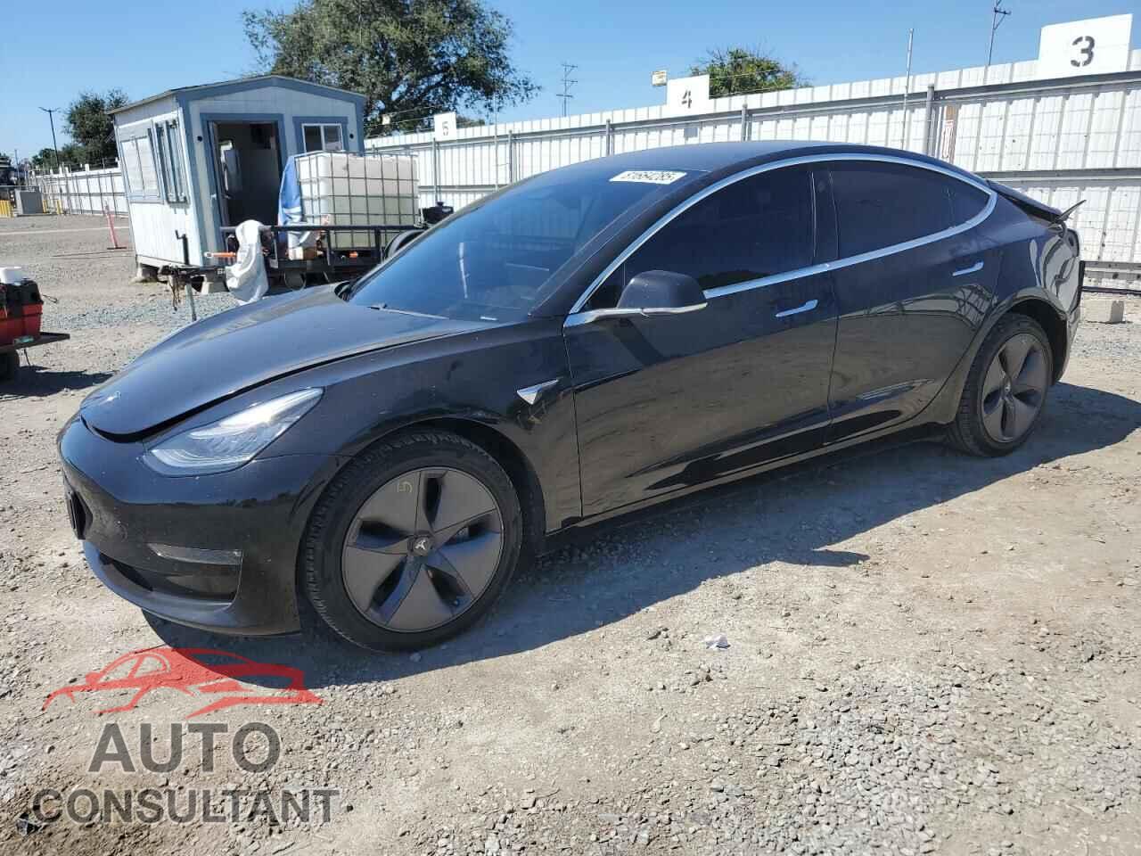 TESLA MODEL 3 2020 - 5YJ3E1EA6LF643755