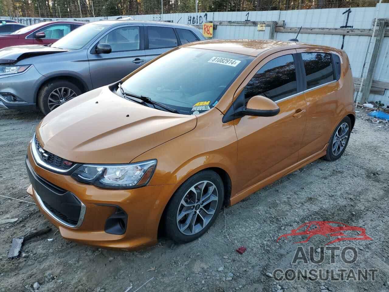 CHEVROLET SONIC 2018 - 1G1JC6SB8J4130737