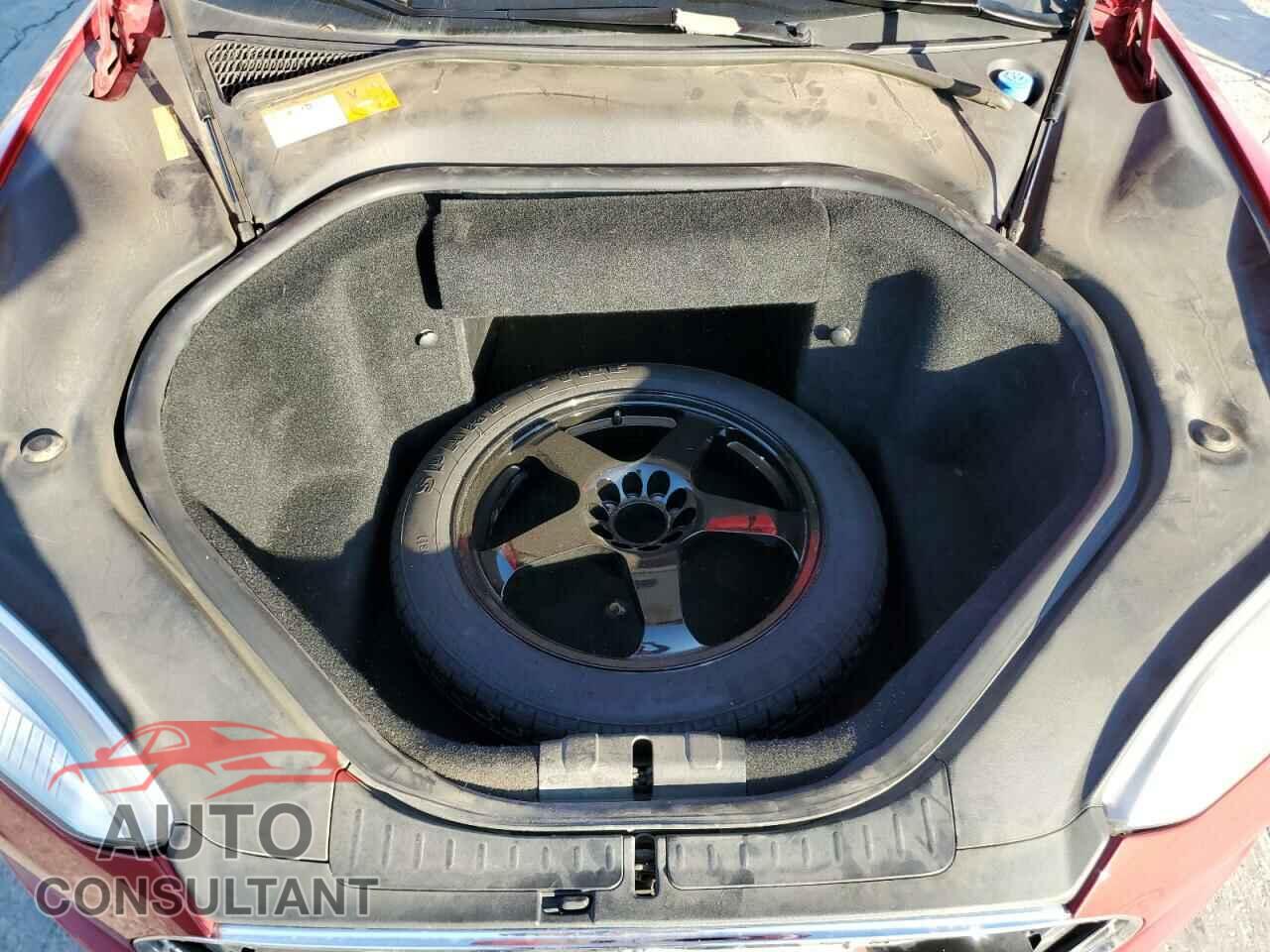 TESLA MODEL S 2013 - 5YJSA1CP4DFP17612