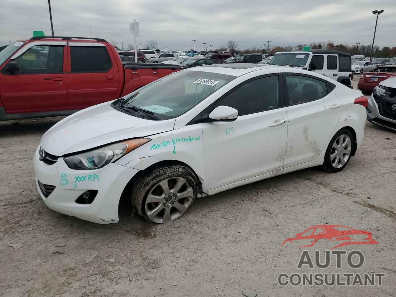HYUNDAI ELANTRA 2013 - 5NPDH4AE4DH248594