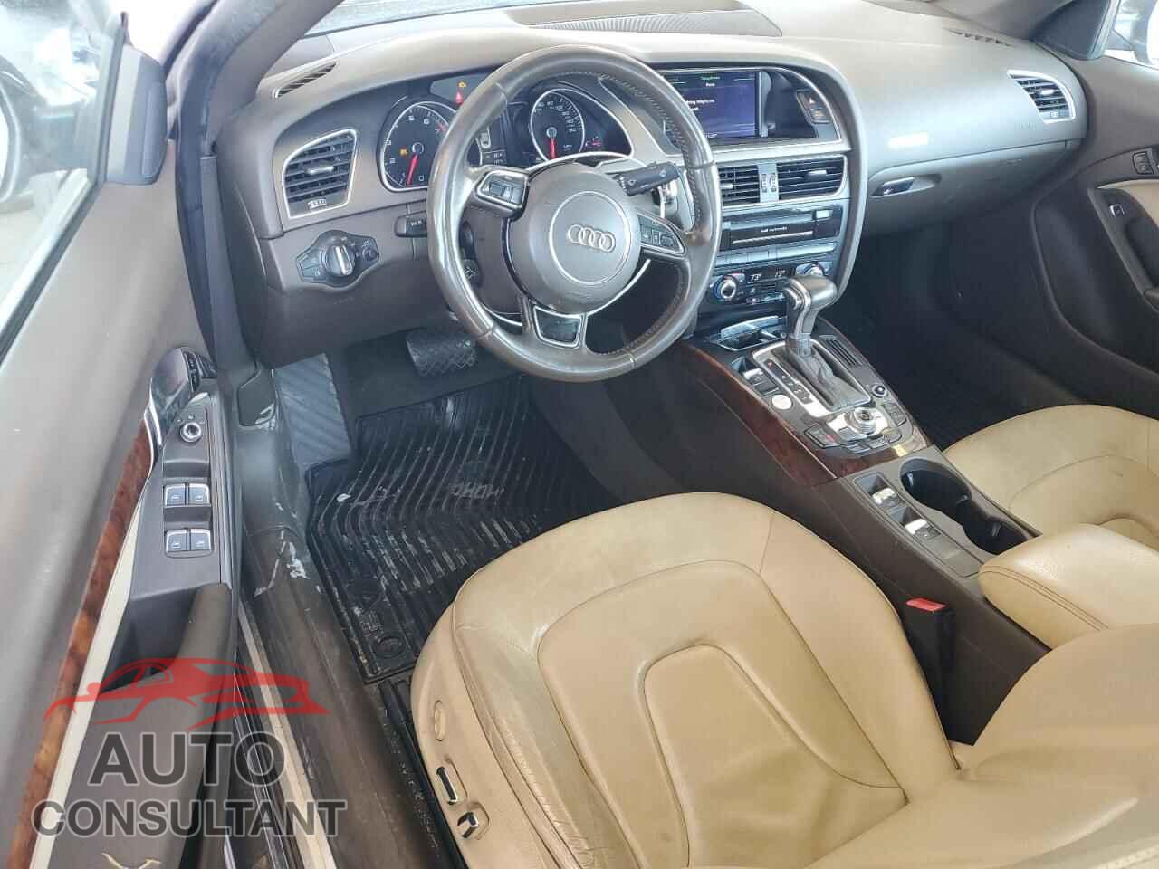 AUDI A5 2013 - WAULFAFH8DN000686