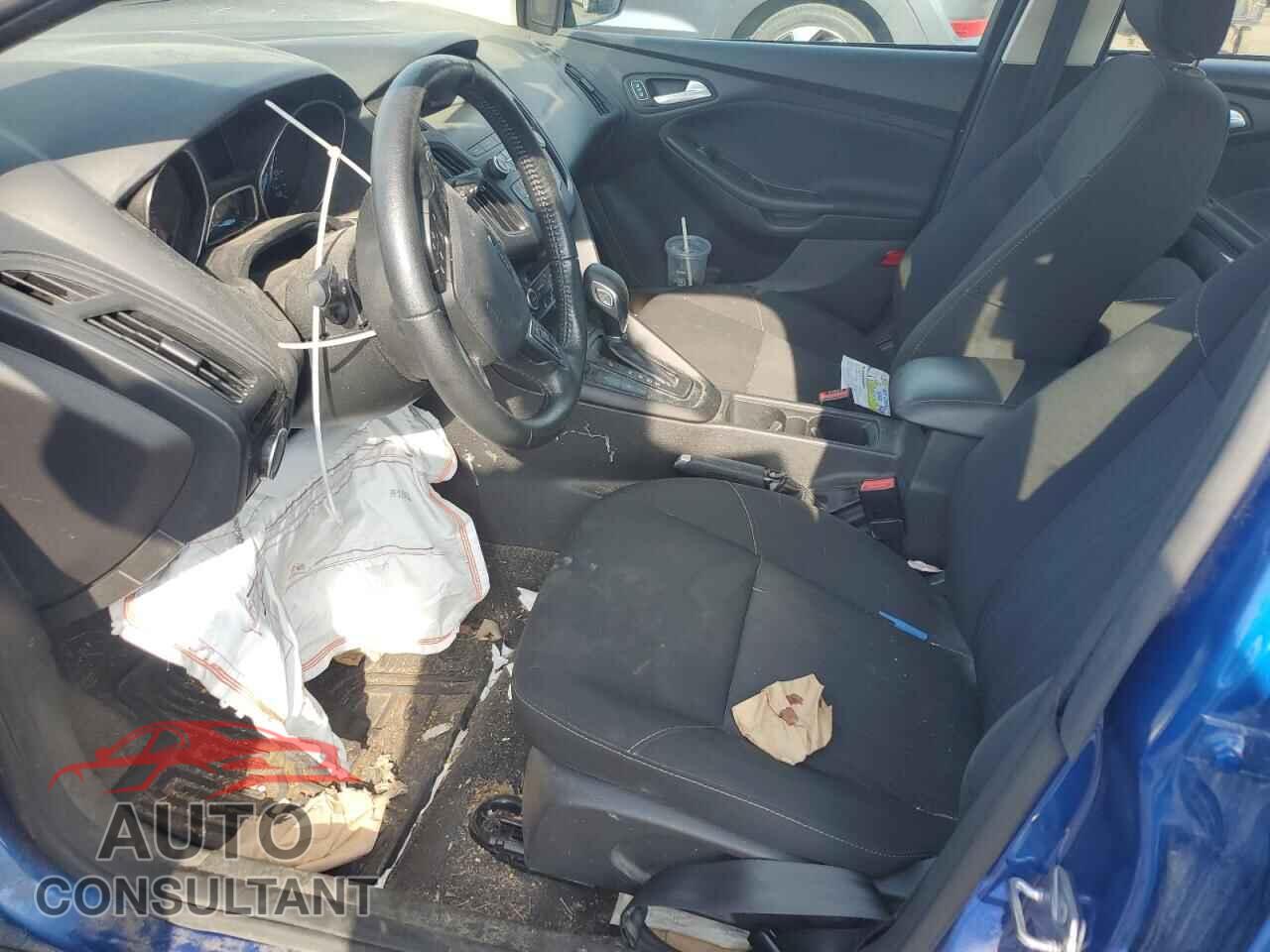 FORD FOCUS 2018 - 1FADP3FE7JL319760