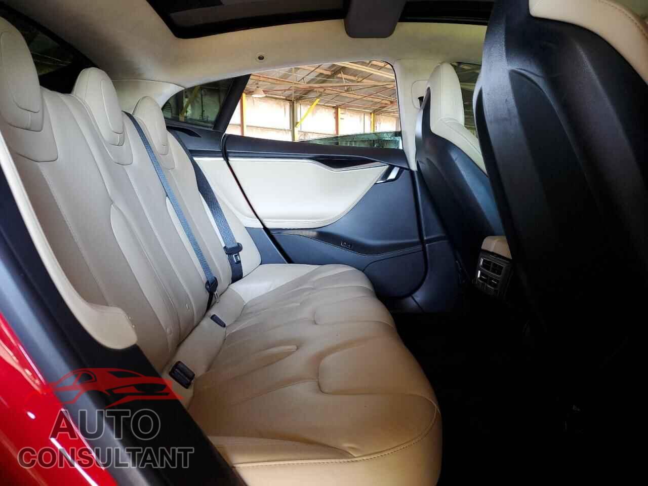 TESLA MODEL S 2013 - 5YJSA1CP7DFP27034
