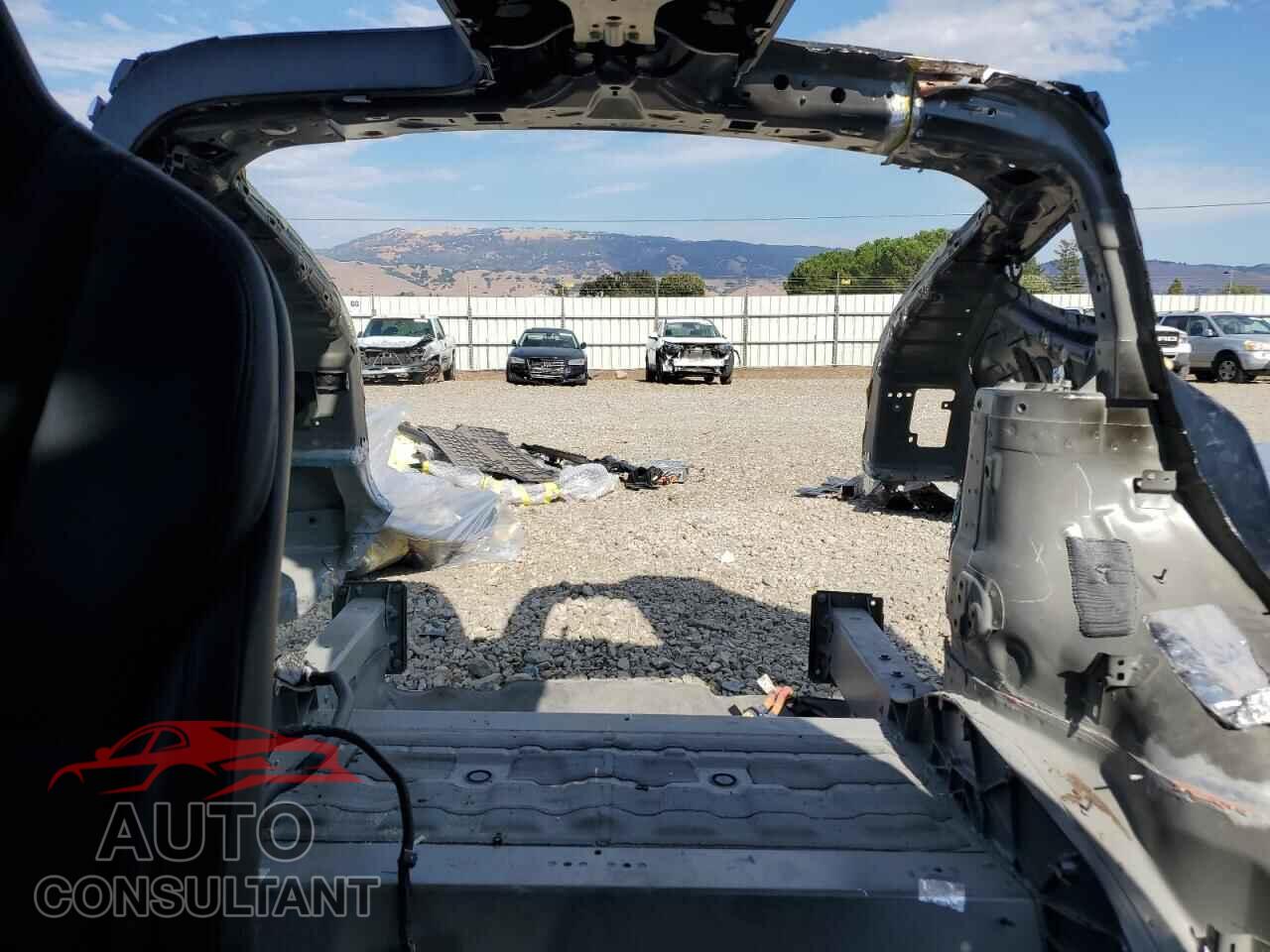 TESLA MODEL X 2016 - 5YJXCBE2XGF028282