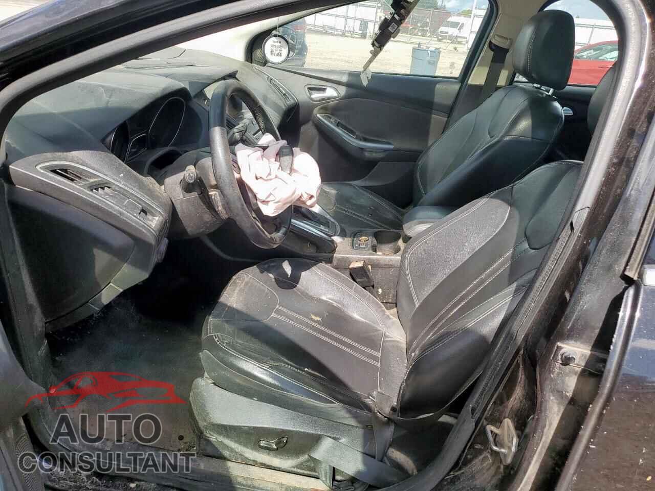 FORD FOCUS 2012 - 1FAHP3N26CL476501
