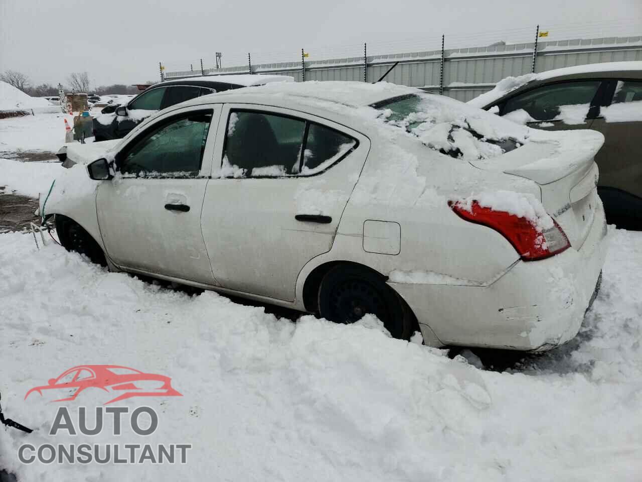 NISSAN VERSA 2019 - 3N1CN7AP3KL876556