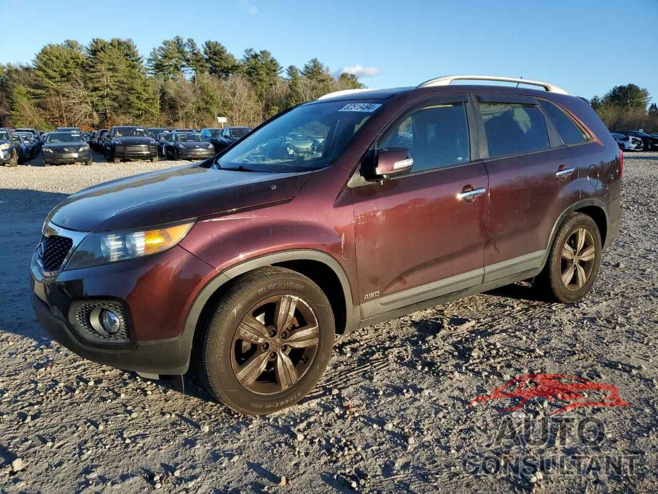 KIA SORENTO 2013 - 5XYKUDA20DG335652