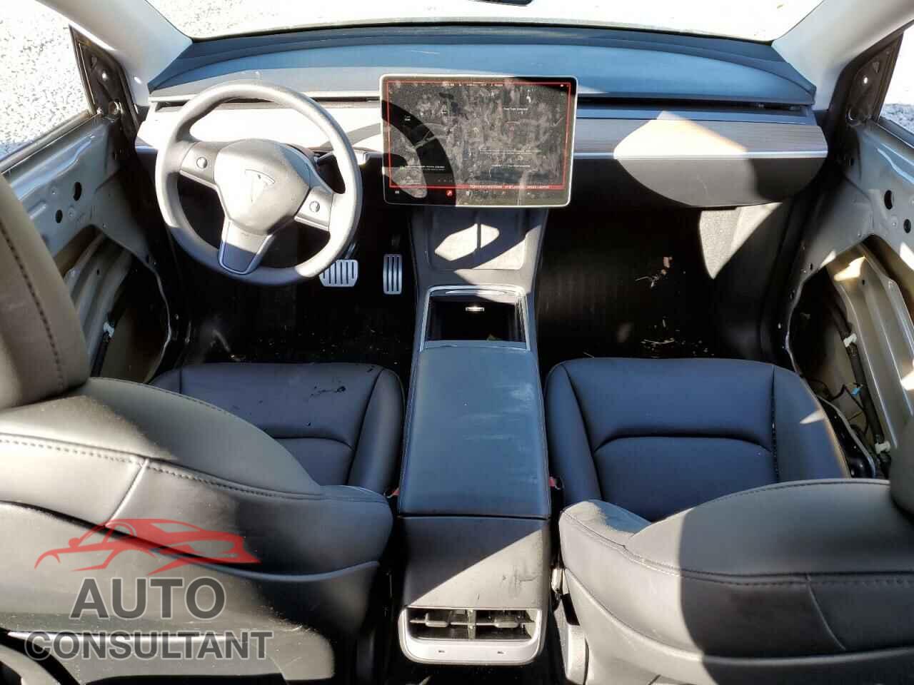 TESLA MODEL Y 2022 - 7SAYGDEF2NF555868