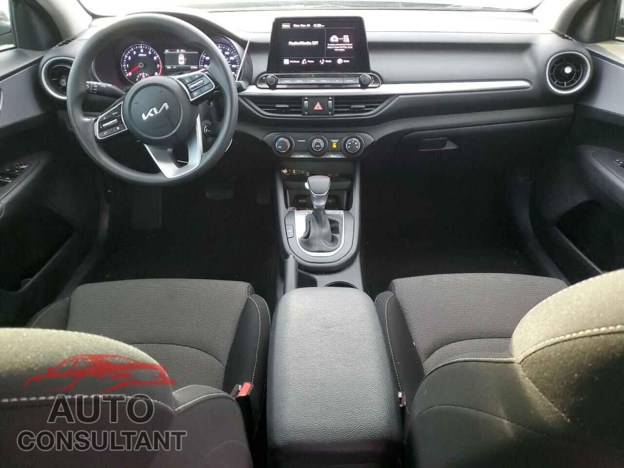 KIA FORTE 2024 - 3KPF24AD4RE749935