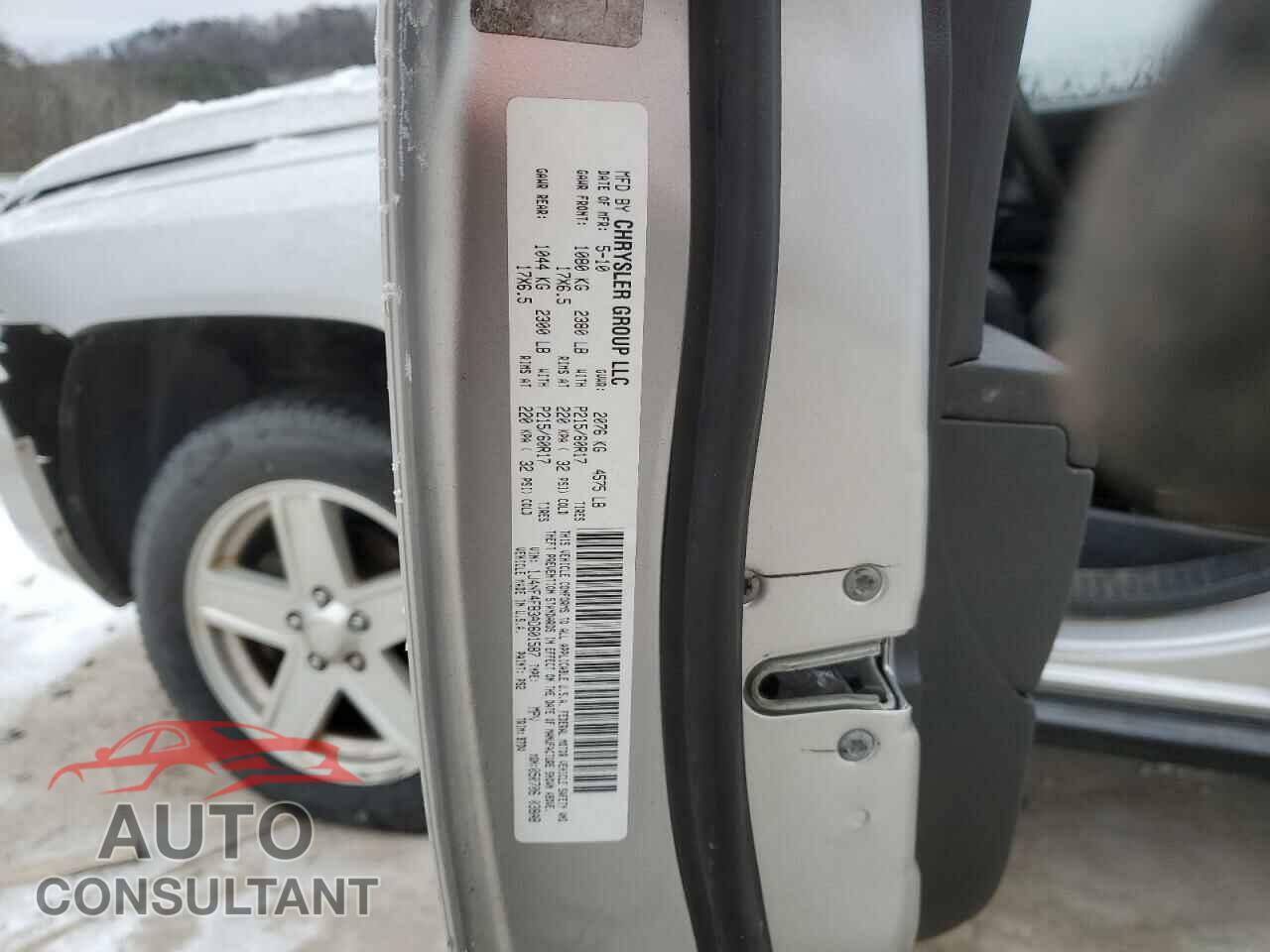 JEEP COMPASS 2010 - 1J4NF4FB3AD601587