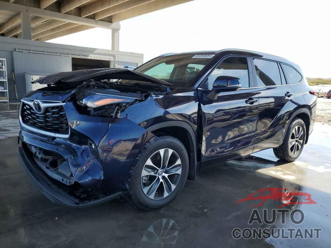 TOYOTA HIGHLANDER 2024 - 5TDKDRAH9RS548921