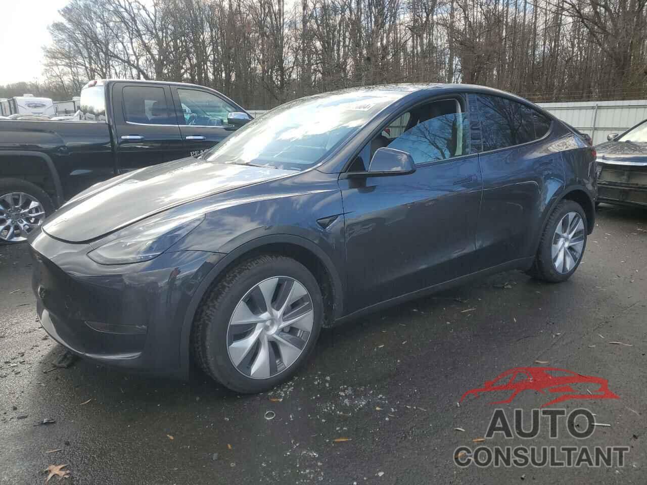 TESLA MODEL Y 2024 - 7SAYGDEE3RA247943