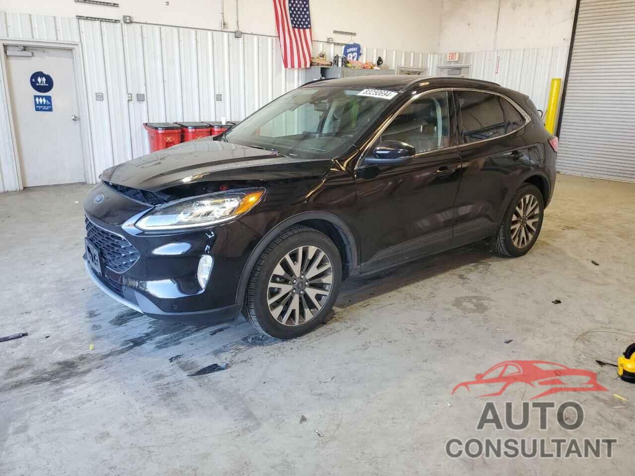 FORD ESCAPE 2020 - 1FMCU9J96LUB09543
