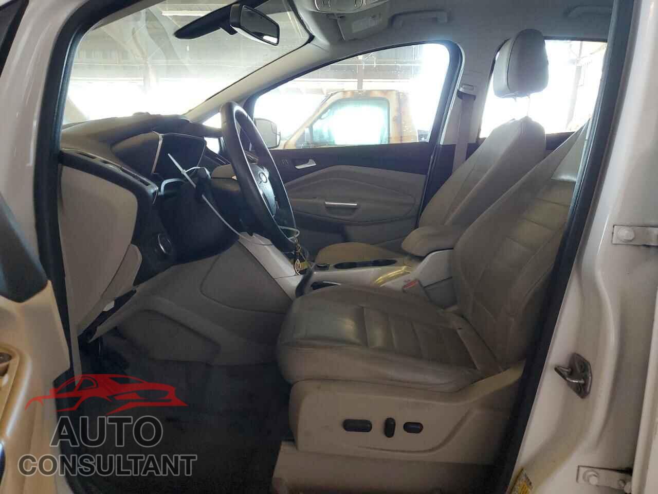 FORD CMAX 2013 - 1FADP5BU8DL539339