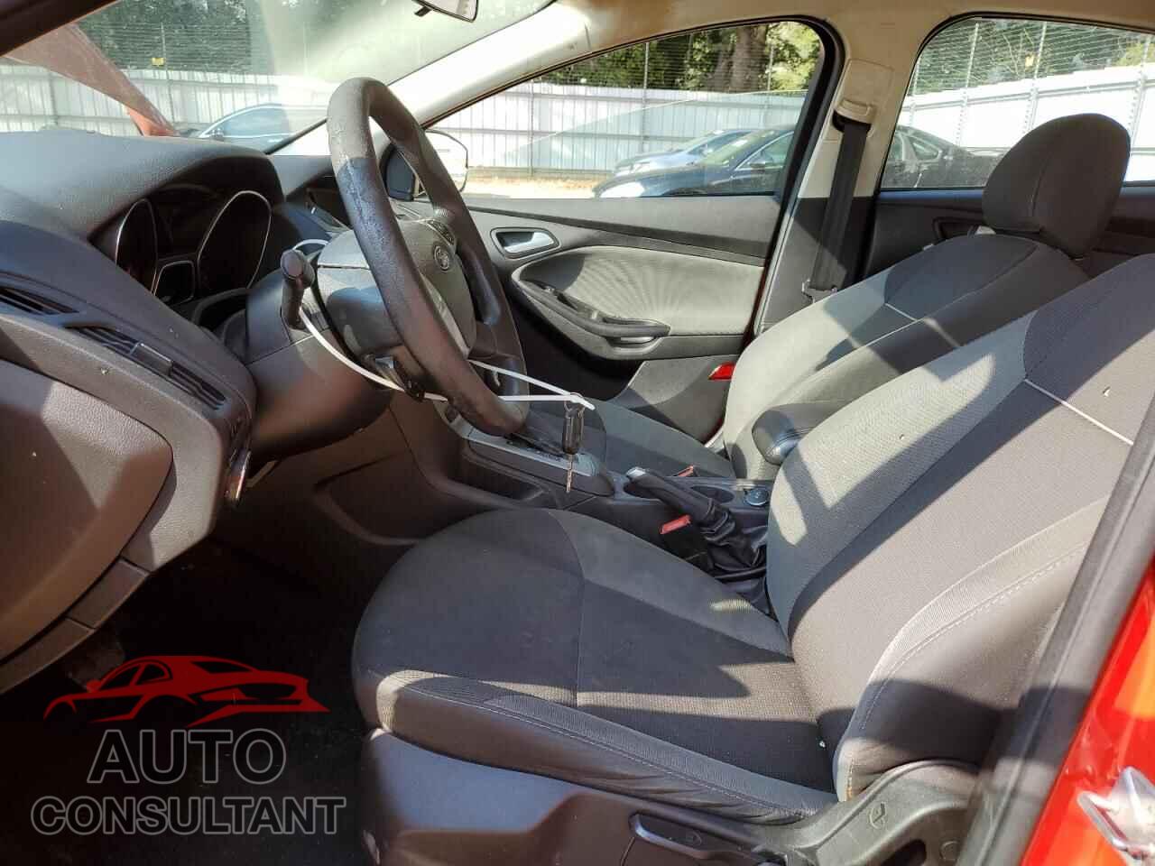 FORD FOCUS 2014 - 1FADP3F20EL147289