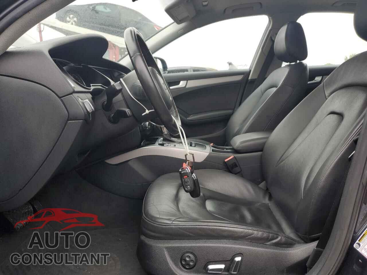 AUDI A4 2013 - WAUAFCFL7DN045271