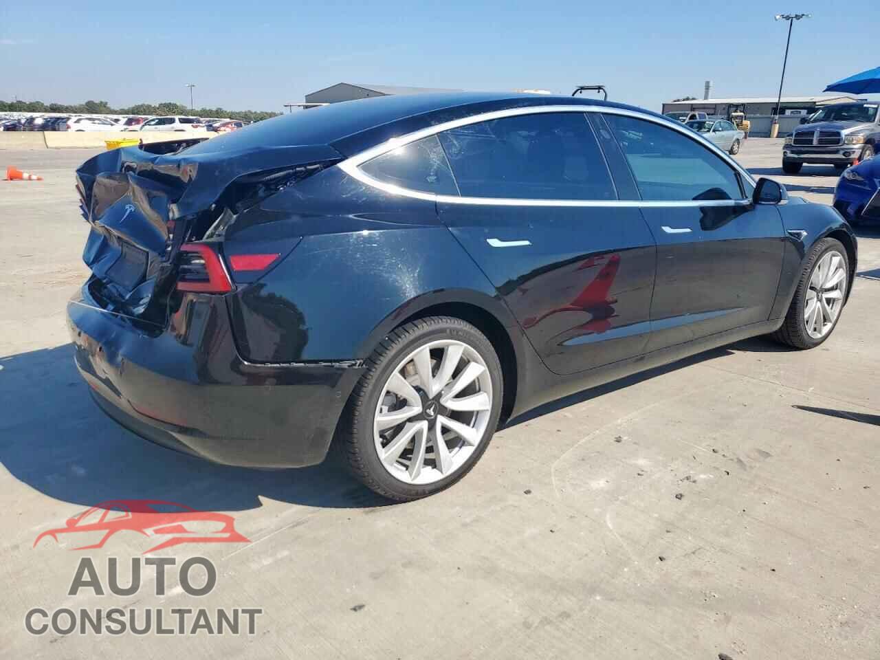 TESLA MODEL 3 2020 - 5YJ3E1EB2LF666331