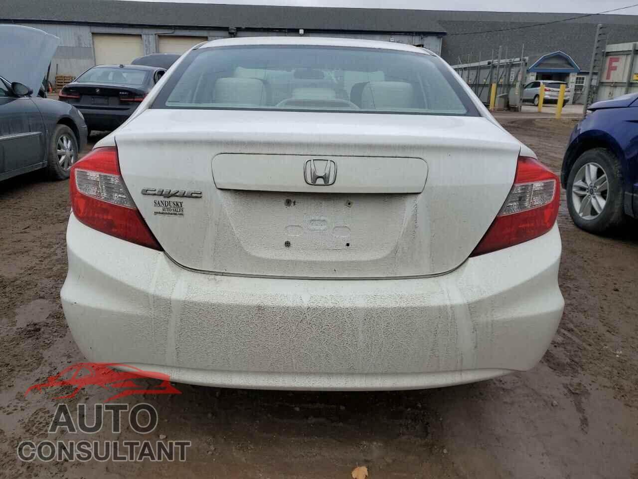 HONDA CIVIC 2012 - 2HGFB2F50CH326529