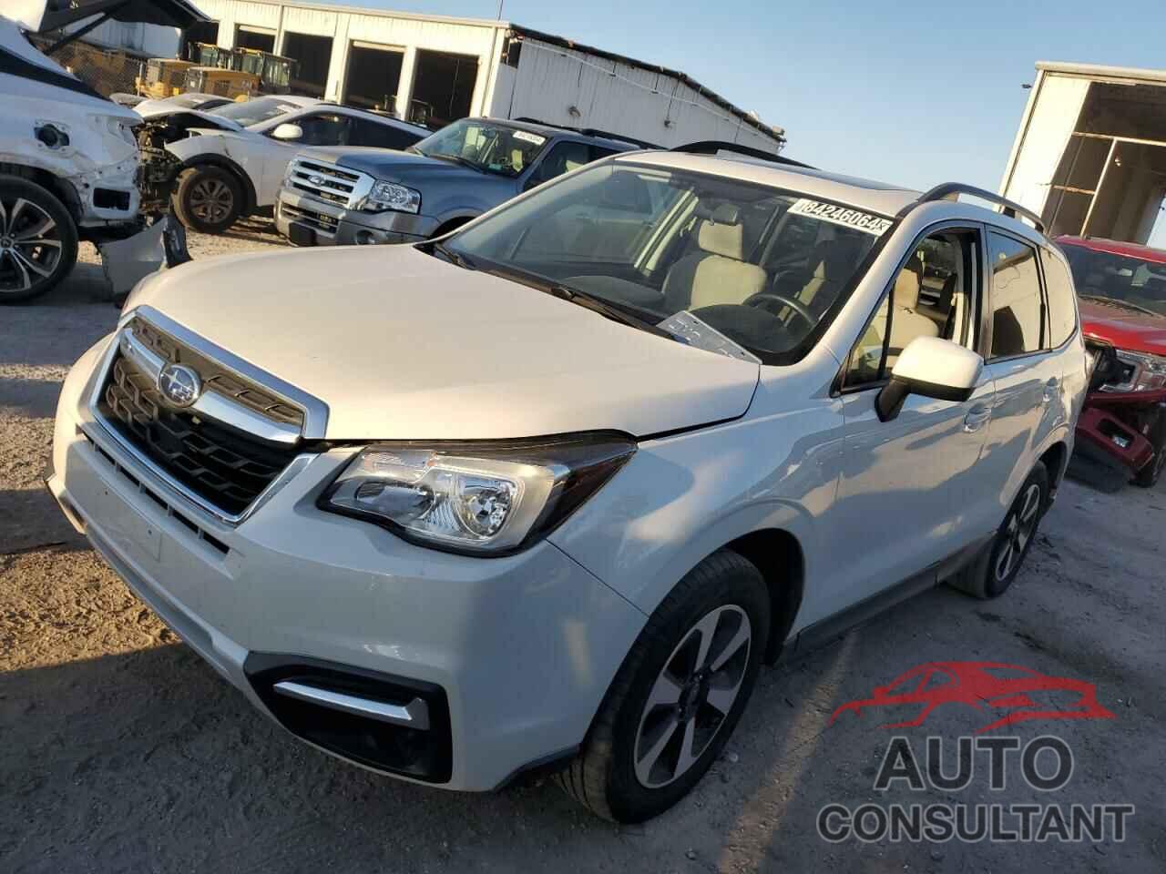 SUBARU FORESTER 2018 - JF2SJAEC7JH540206