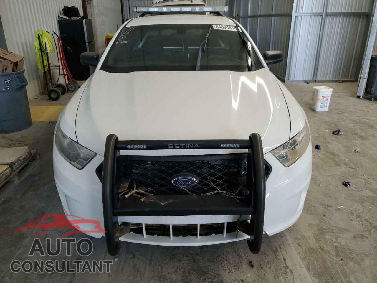 FORD TAURUS 2013 - 1FAHP2MT3DG196579