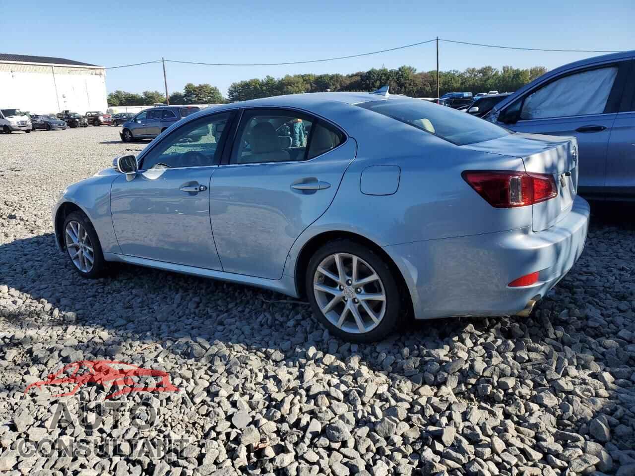 LEXUS IS 2012 - JTHCF5C28C5054156