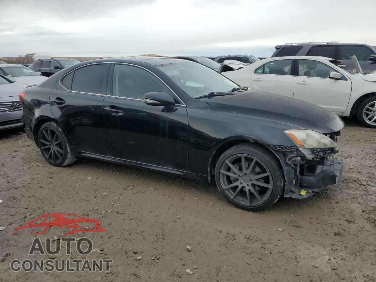 LEXUS IS 2011 - JTHCF5C25B5045395