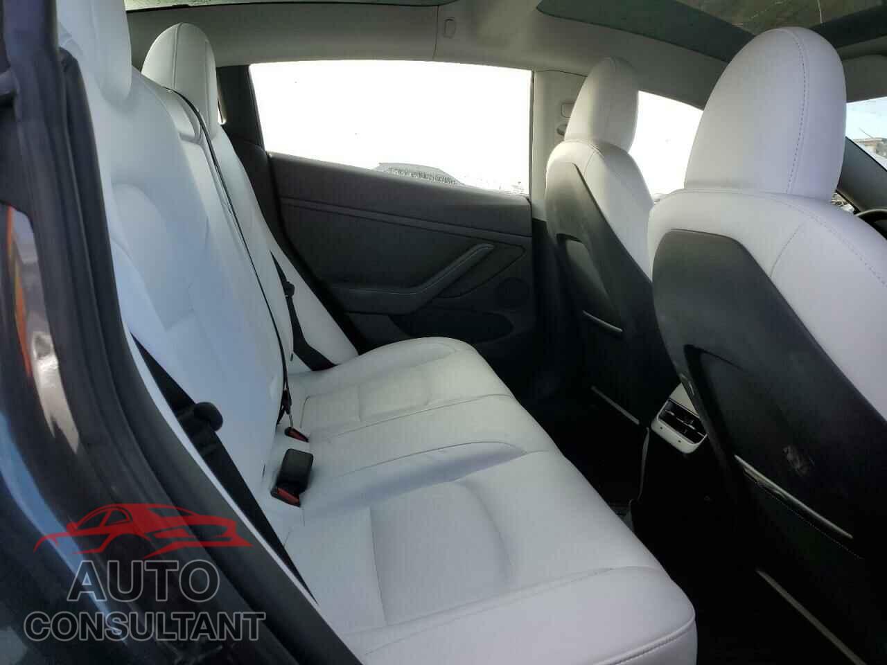 TESLA MODEL 3 2023 - 5YJ3E1EA8PF624100