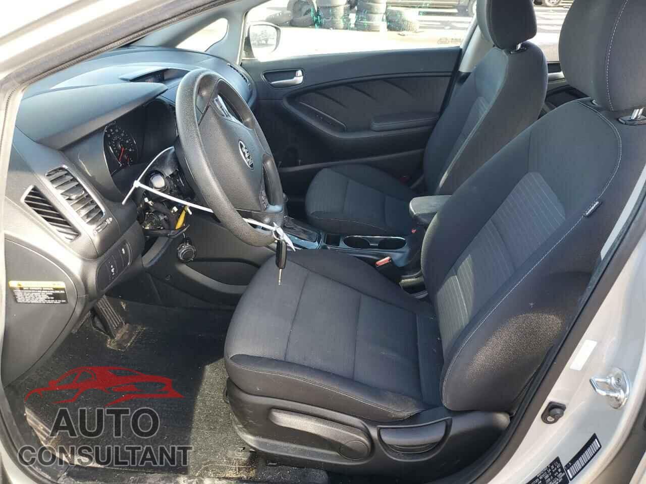 KIA FORTE 2018 - 3KPFL4A78JE210133