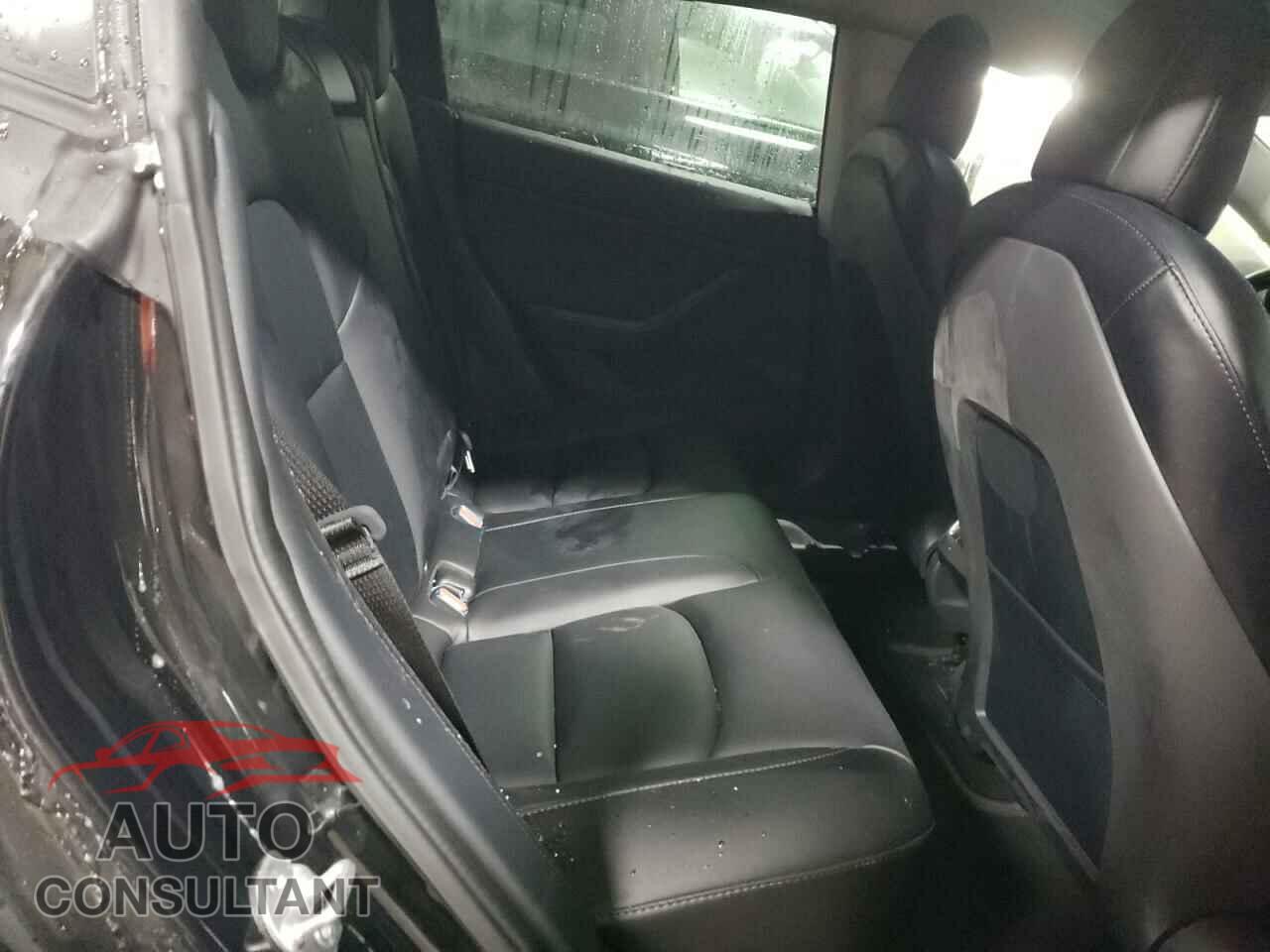 TESLA MODEL 3 2021 - 5YJ3E1EC5MF064940