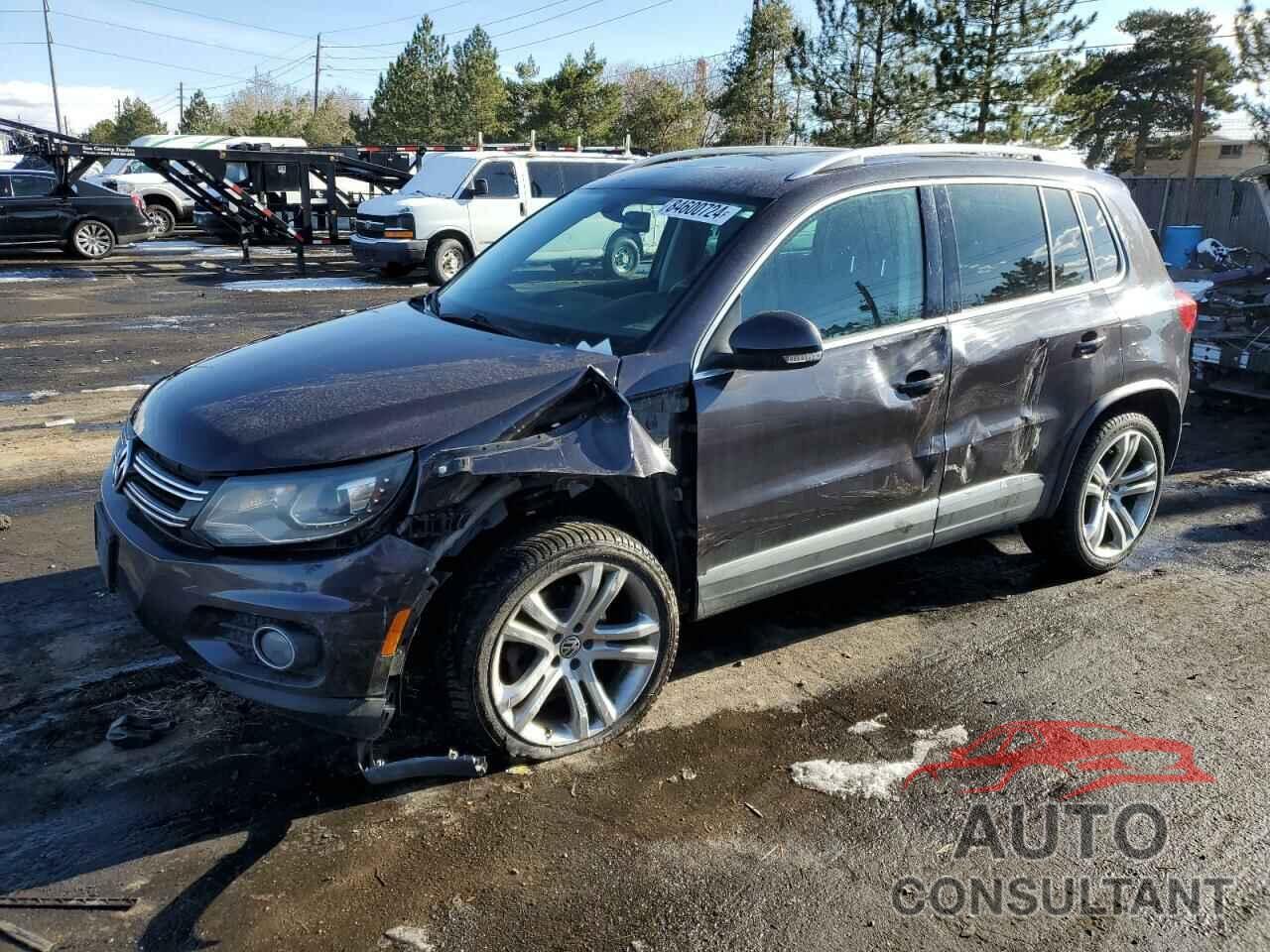 VOLKSWAGEN TIGUAN 2016 - WVGBV7AX1GW580361