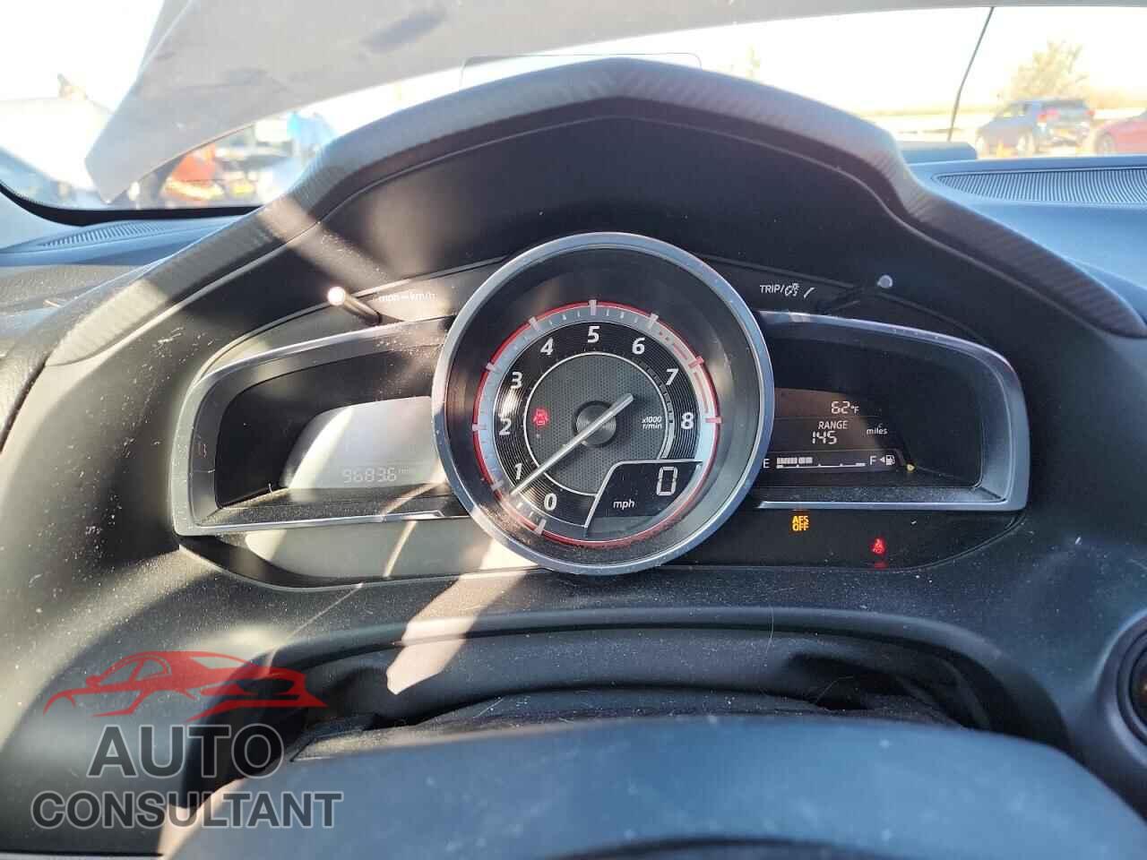 MAZDA 3 2014 - JM1BM1W33E1162856
