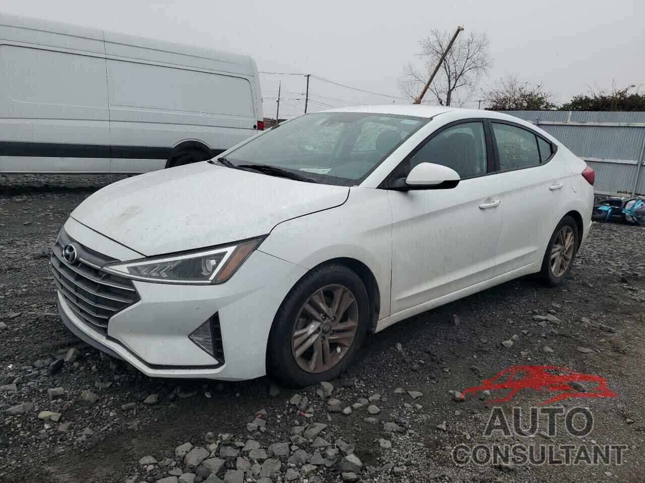 HYUNDAI ELANTRA 2019 - 5NPD84LF1KH485708