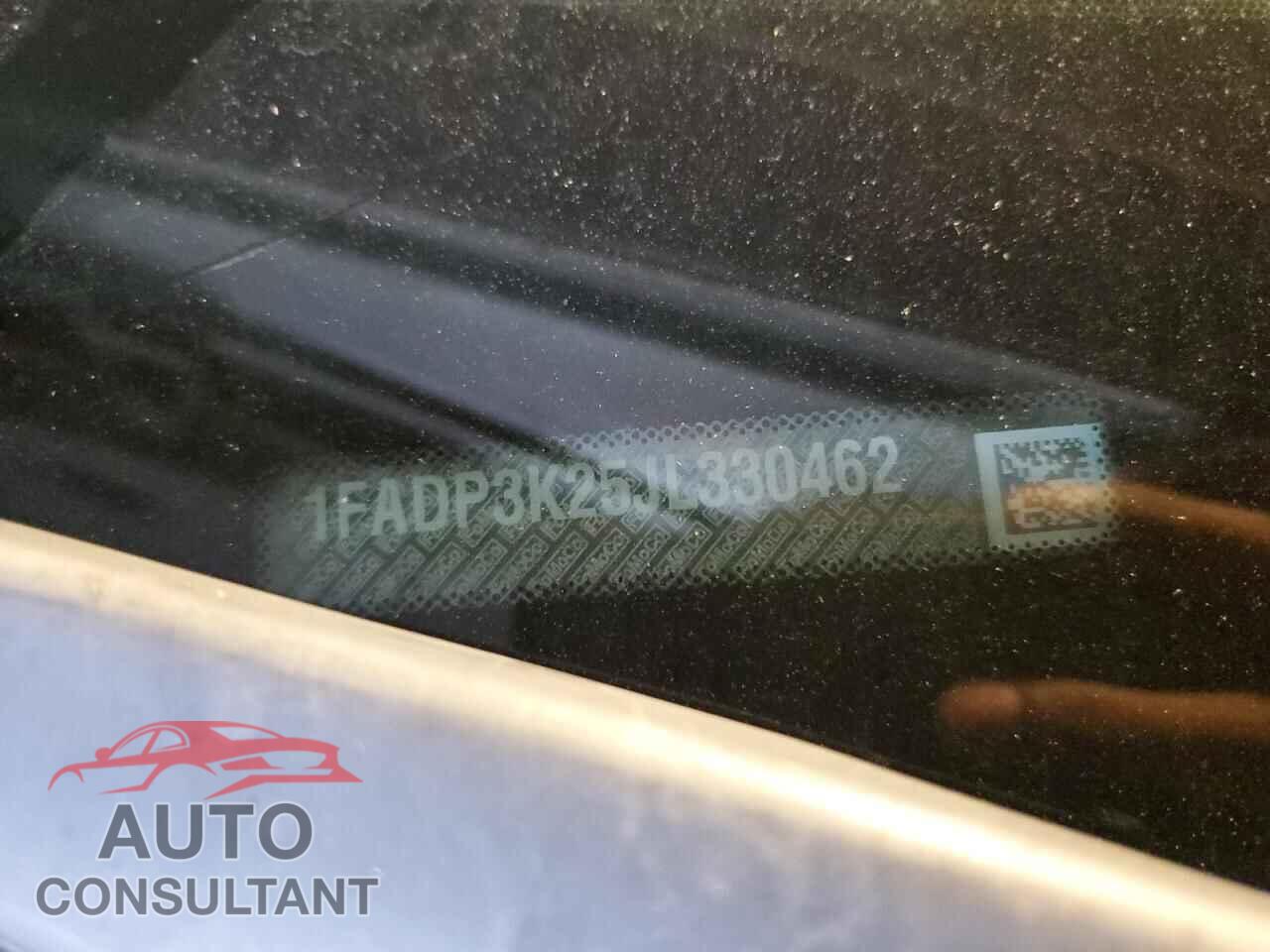 FORD FOCUS 2018 - 1FADP3K25JL330462
