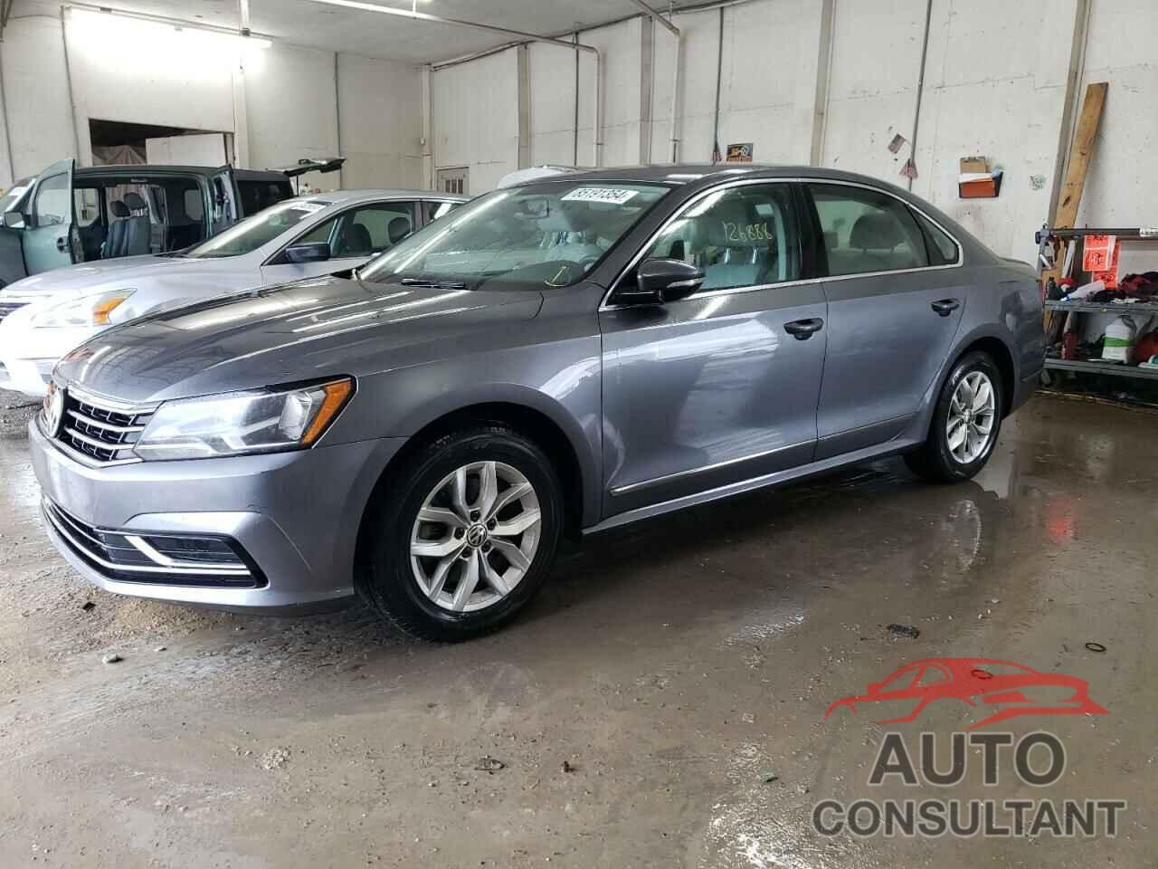VOLKSWAGEN PASSAT 2017 - 1VWAT7A39HC076465