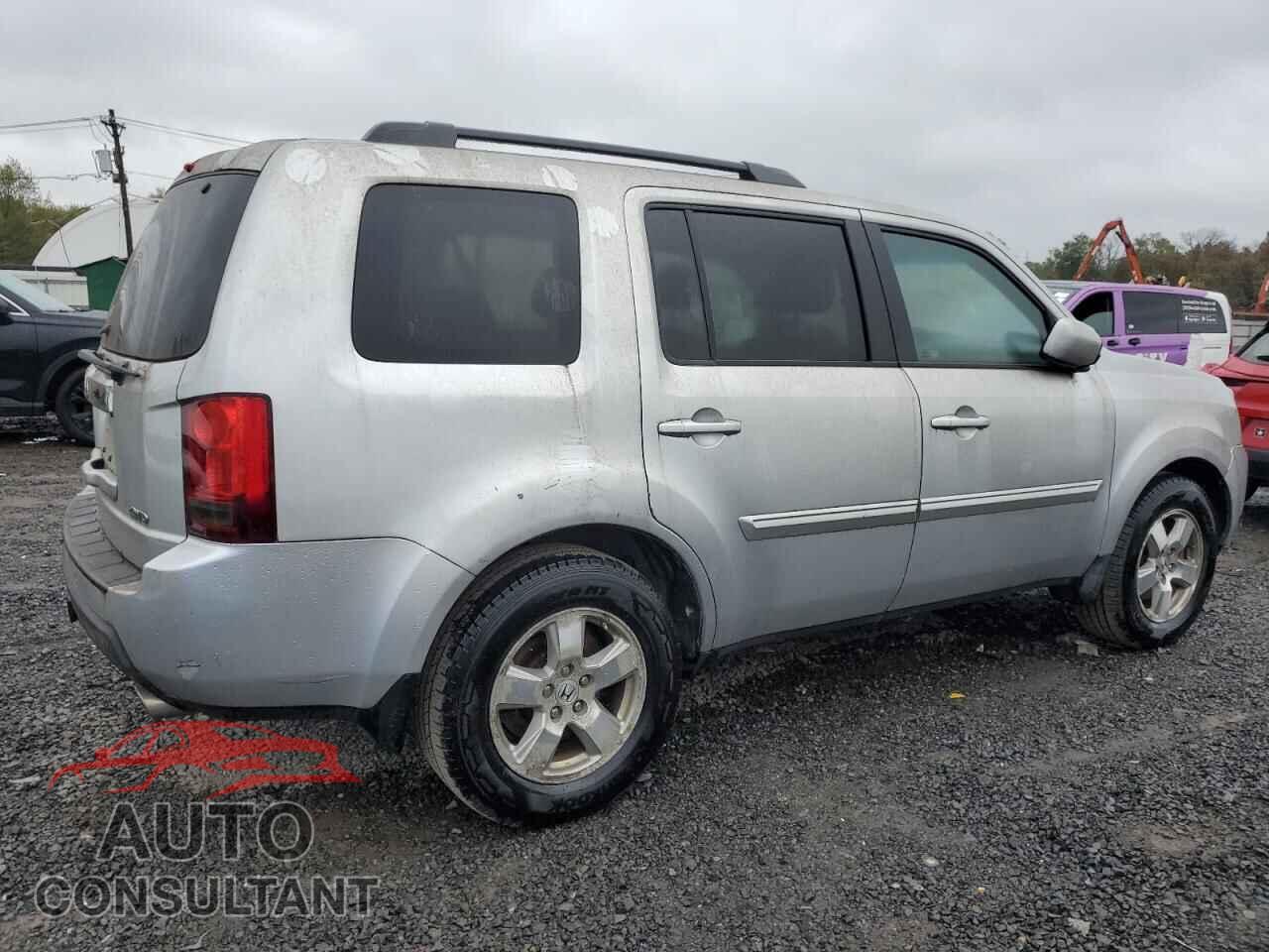 HONDA PILOT 2011 - 5FNYF4H77BB063336