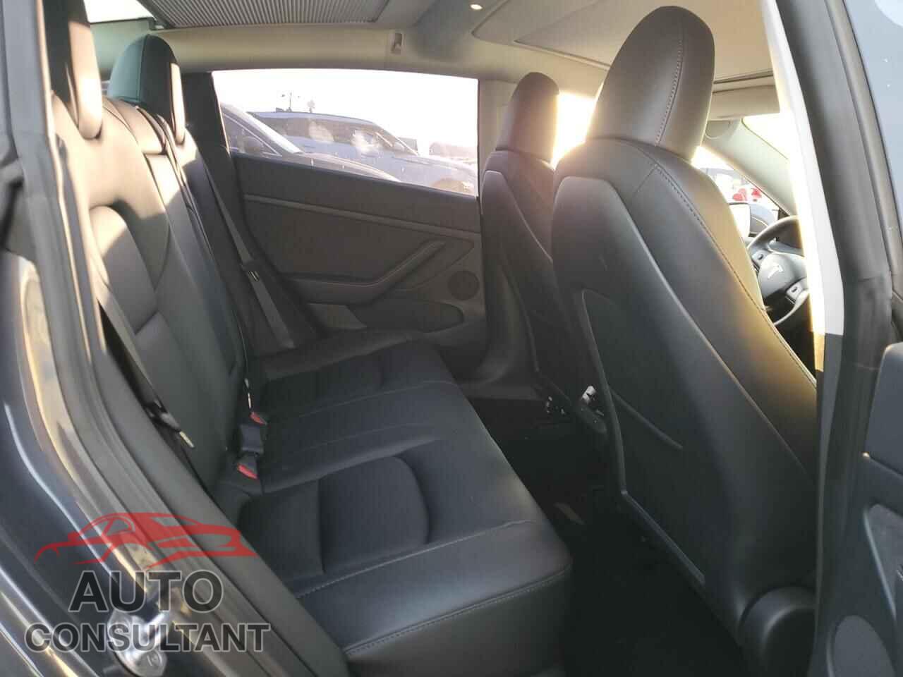 TESLA MODEL 3 2023 - 5YJ3E1EA1PF581171