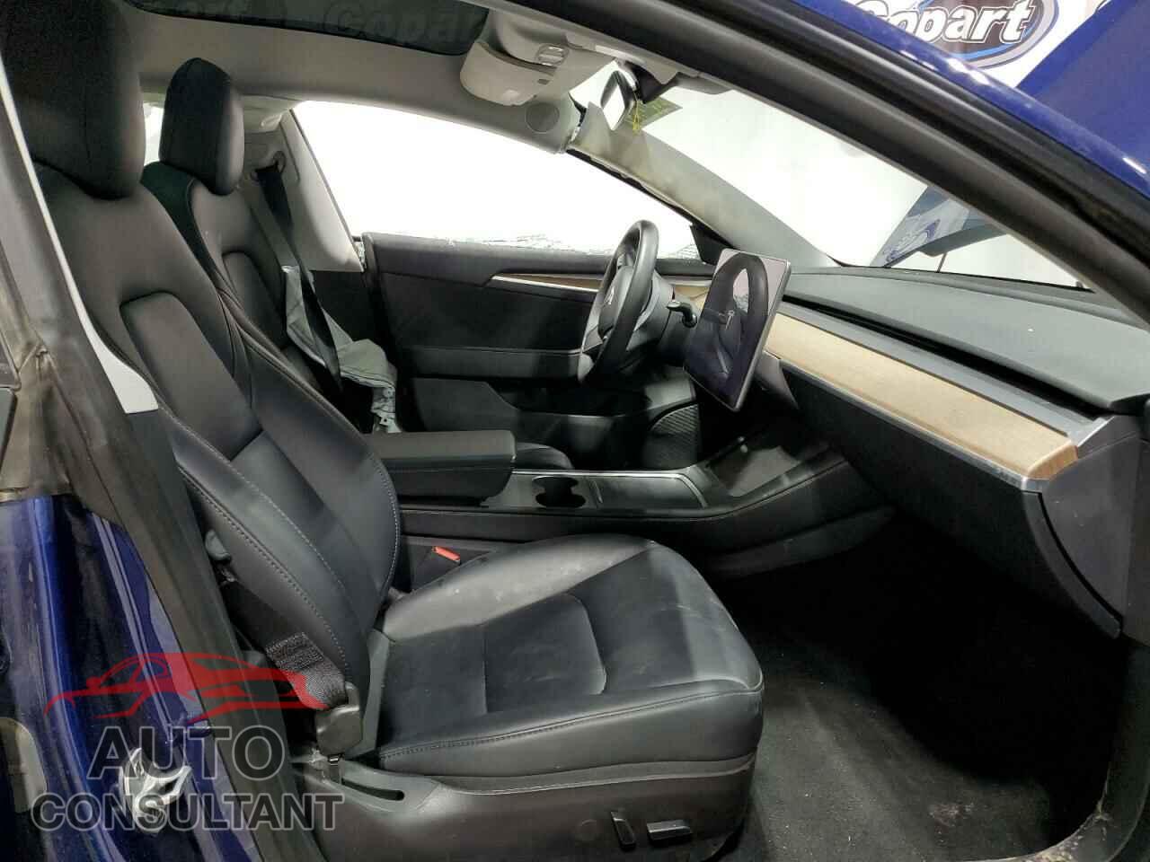 TESLA MODEL 3 2023 - 5YJ3E1EA3PF438156