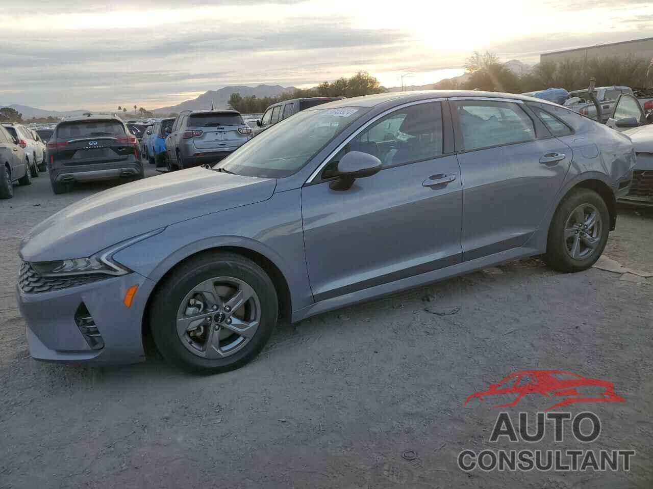 KIA K5 2022 - 5XXG14J21NG090641